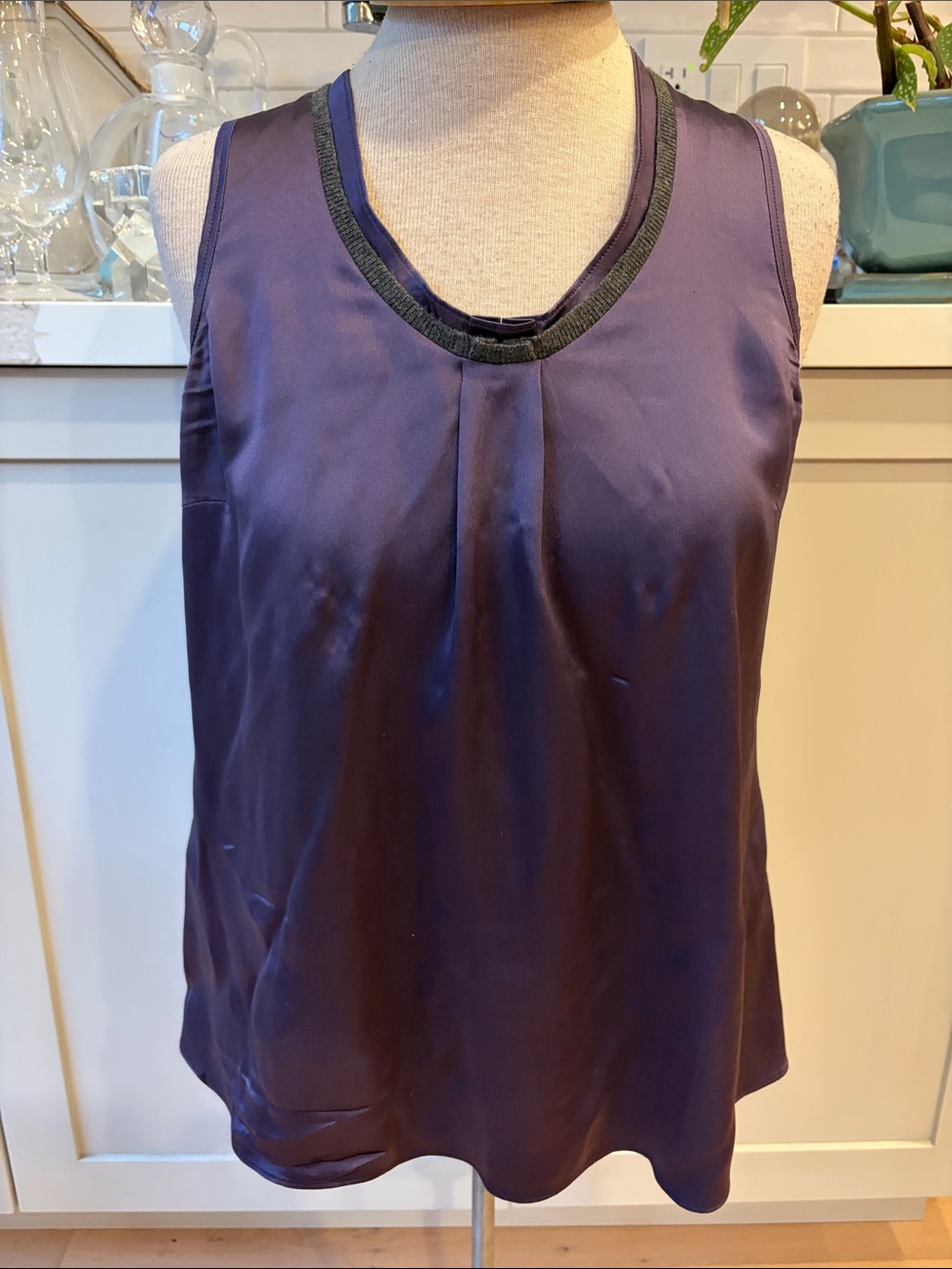 Brunello Cucinelli 96% silk Women's Purple Satin Finish sleeveless blouse